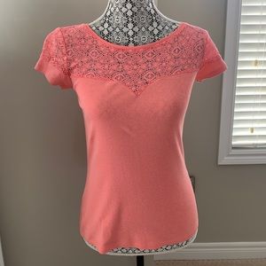 RW&Co. Peach/pink T-shirt with detail, Small